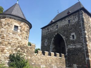 Guide to Moving to Germany; a check-list, explanations and resources list to take the worry and stress out of moving to a foreign country.