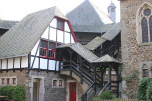 Guide to Moving to Germany; a check-list, explanations and resources list to take the worry and stress out of moving to a foreign country.