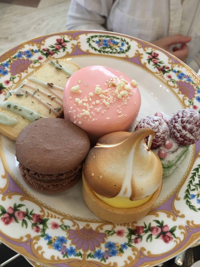 High Tea at the Fairmont Chateau Laurier • Tapped Out Travellers